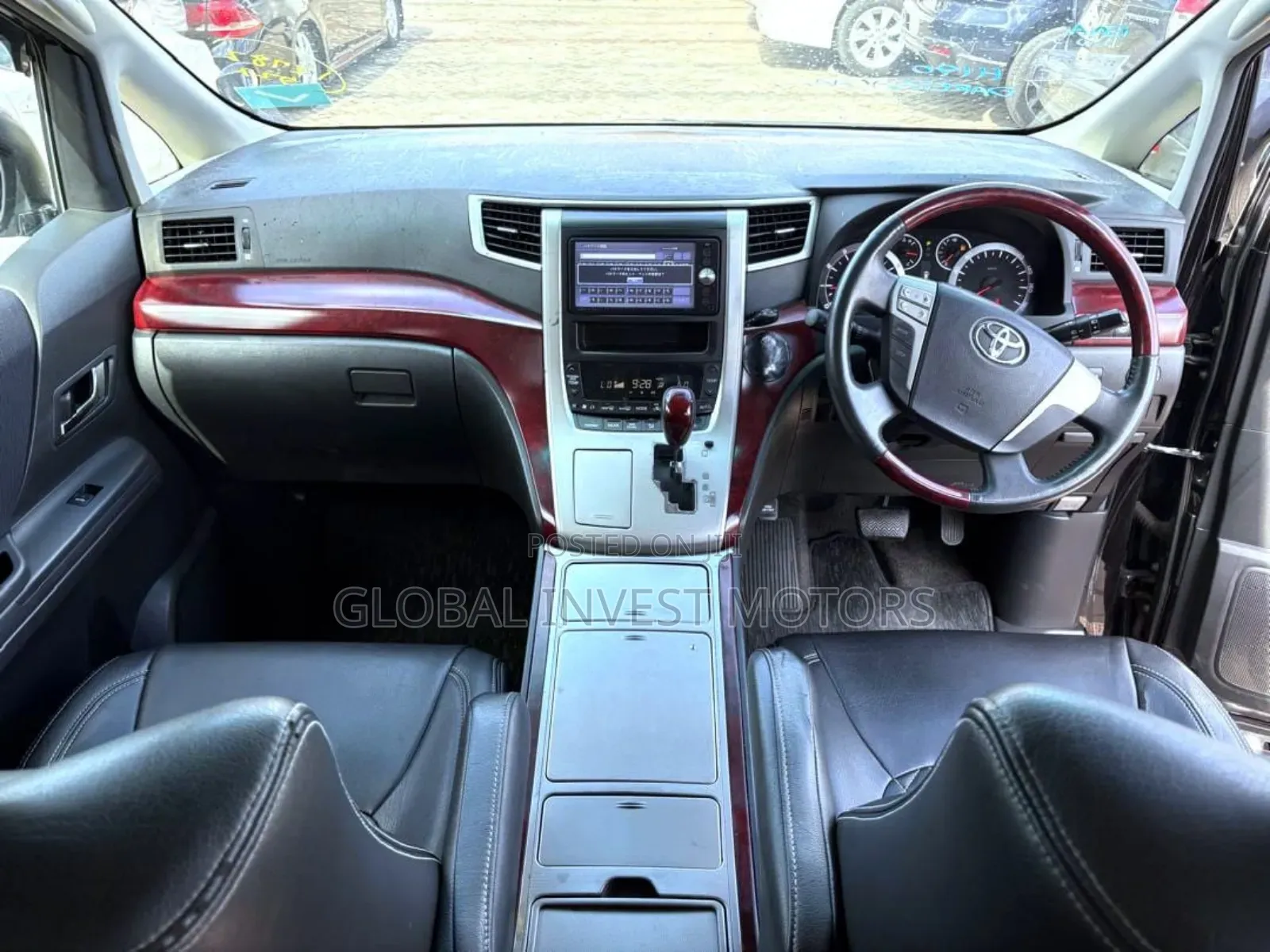 Toyota Alphard 2.4 Petrol AWD 2008 Maroon