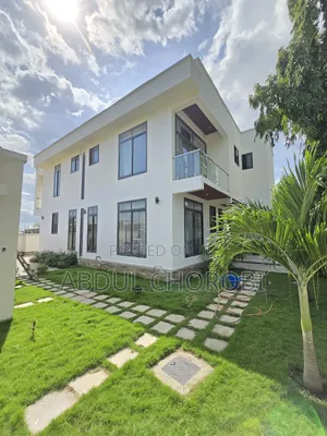 5bdrm Mansion in Mbweni for sale