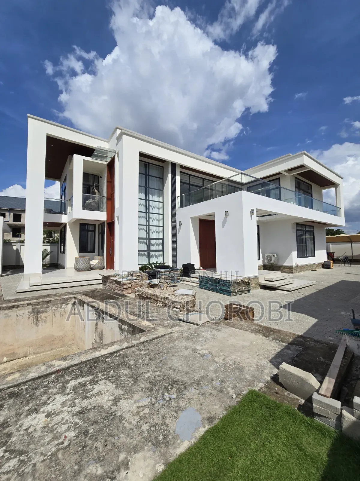 5bdrm Mansion in Mbweni for sale