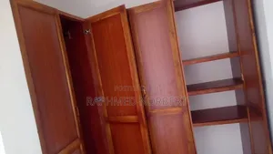 3bdrm House in Tanzania Real, Central Business Area for rent