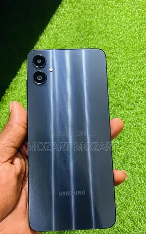 Samsung Galaxy A05 64 GB Black