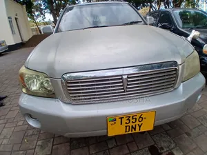 Toyota Kluger 2004 Silver