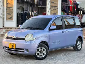 Toyota Sienta 1.5 AWD 2004 Blue