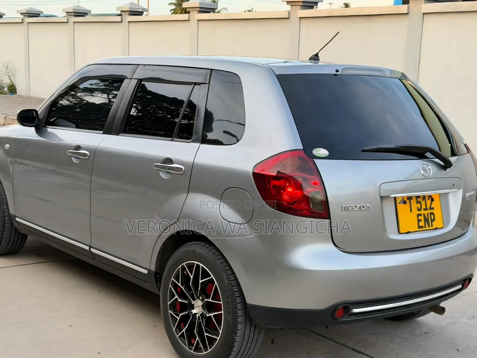 Mazda Verisa 2010