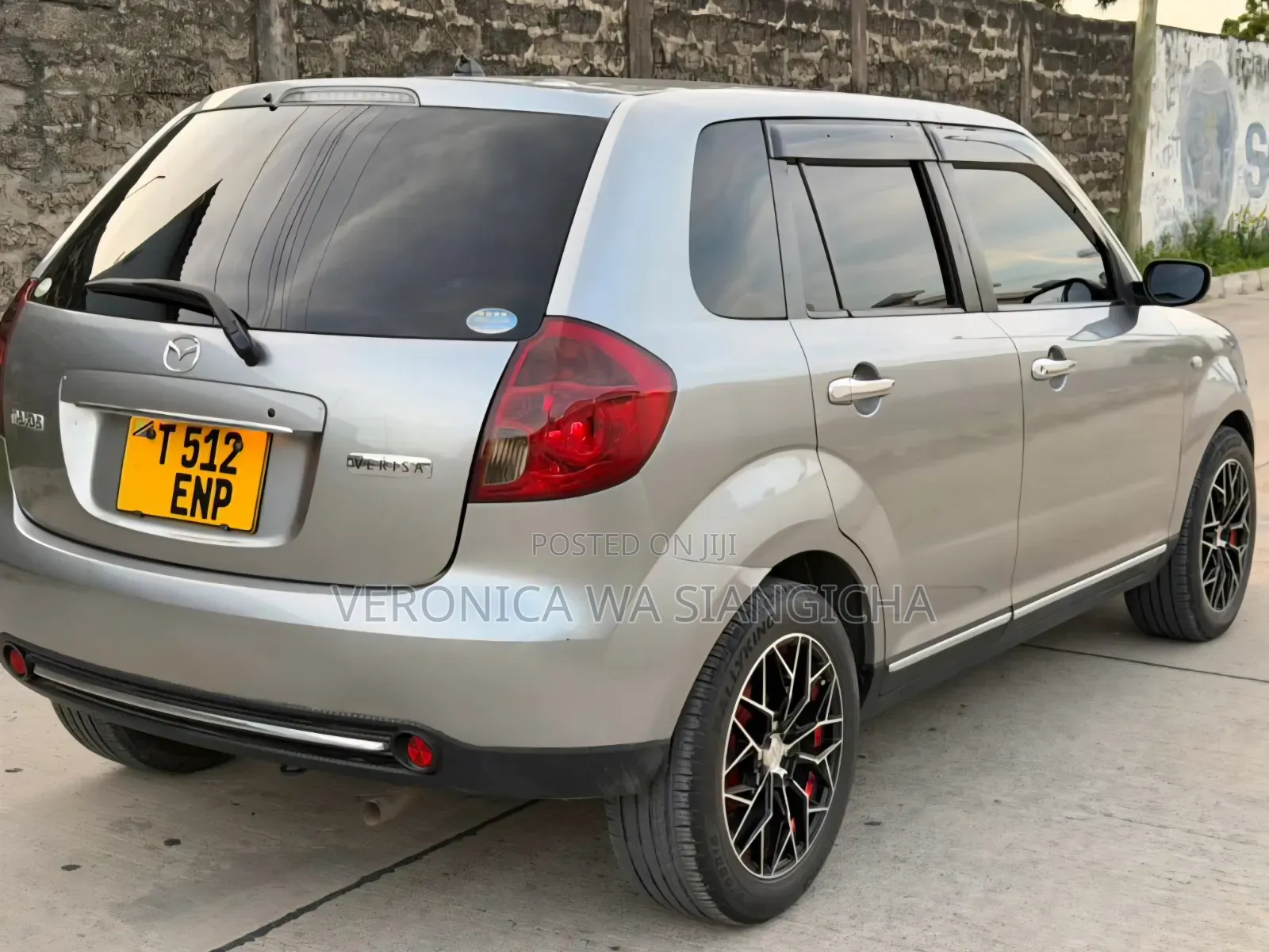 Mazda Verisa 2010
