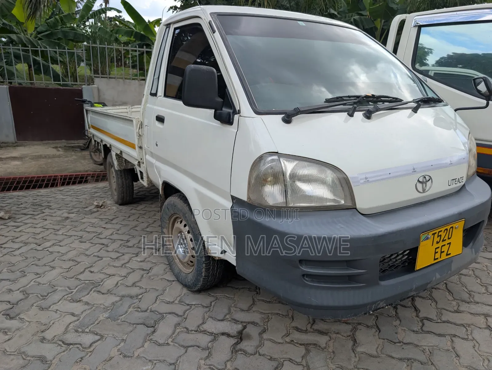 Toyota Lite-Ace 2013 White