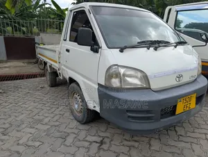 Toyota Lite-Ace 2013 White
