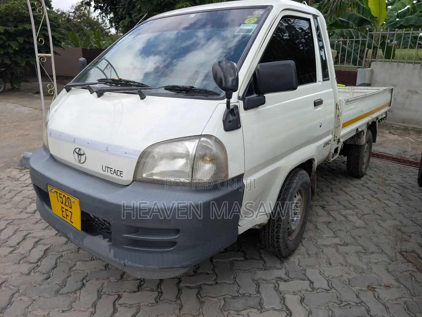 Toyota Lite-Ace 2013 White
