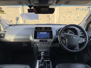 Toyota Land Cruiser Prado 2019 Black
