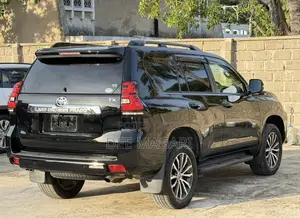 Toyota Land Cruiser Prado 2019 Black