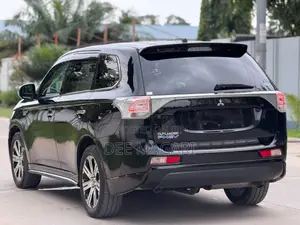 Mitsubishi Outlander PHEV 2018 Black