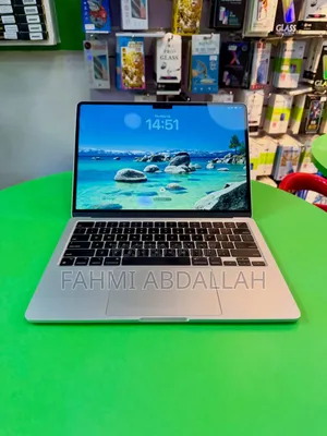 Laptop Apple MacBook Air 2024 M3 8GB Intel SSD 256GB