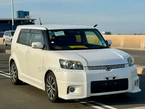 Toyota Corolla Rumion 2009 Pearl