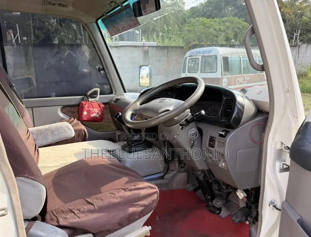 Toyota Coaster 1999 White