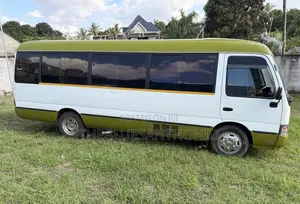 Toyota Coaster 1999 White