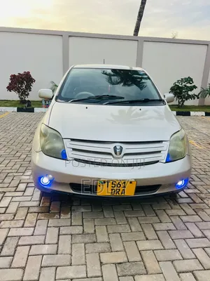 Toyota IST 2006 Gray