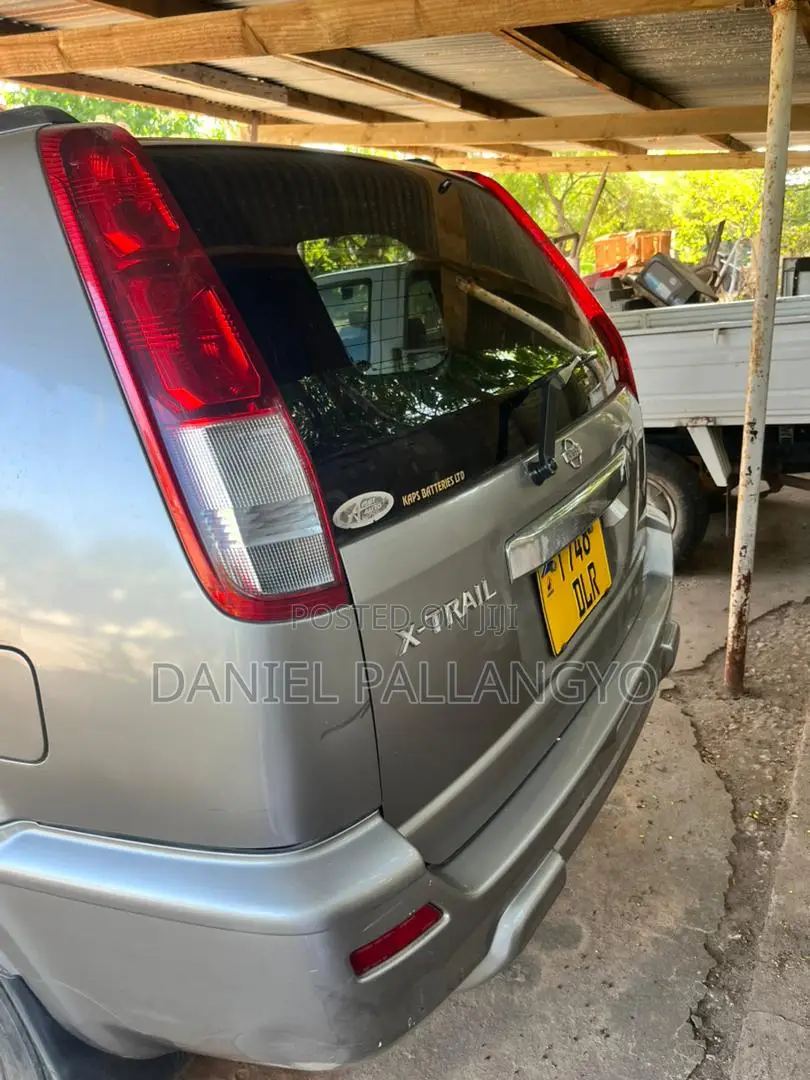 Nissan X-Trail 2.0 2003 Silver