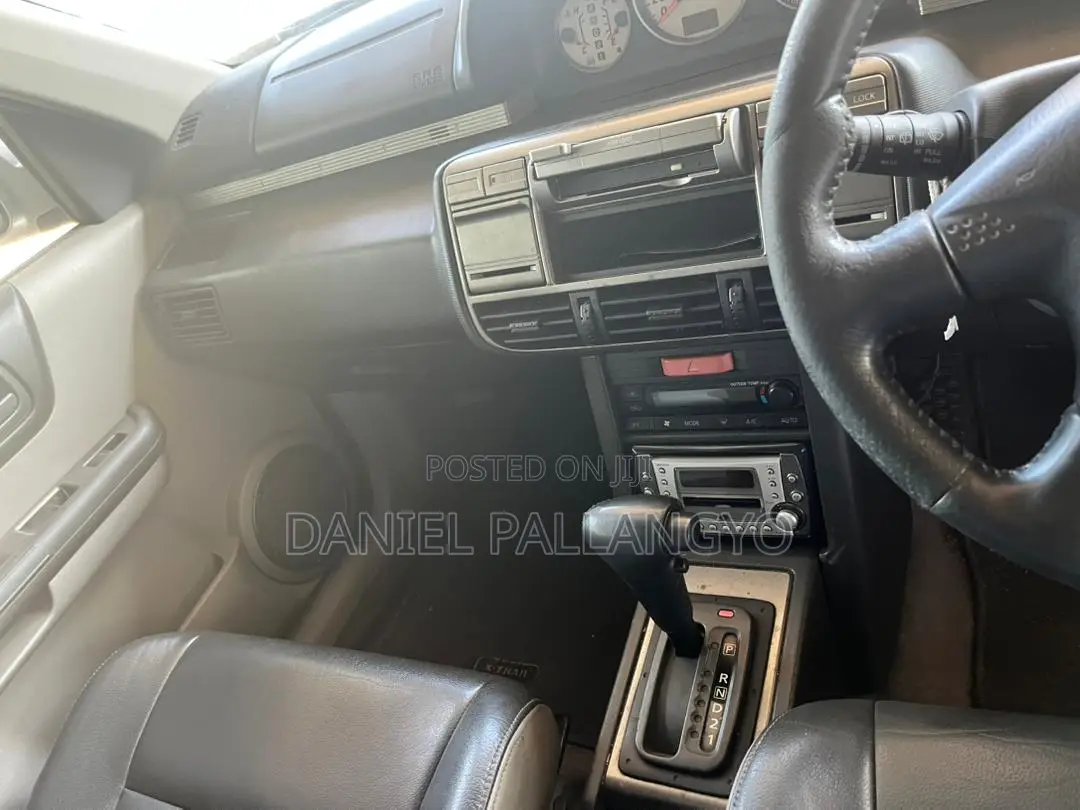 Nissan X-Trail 2.0 2003 Silver