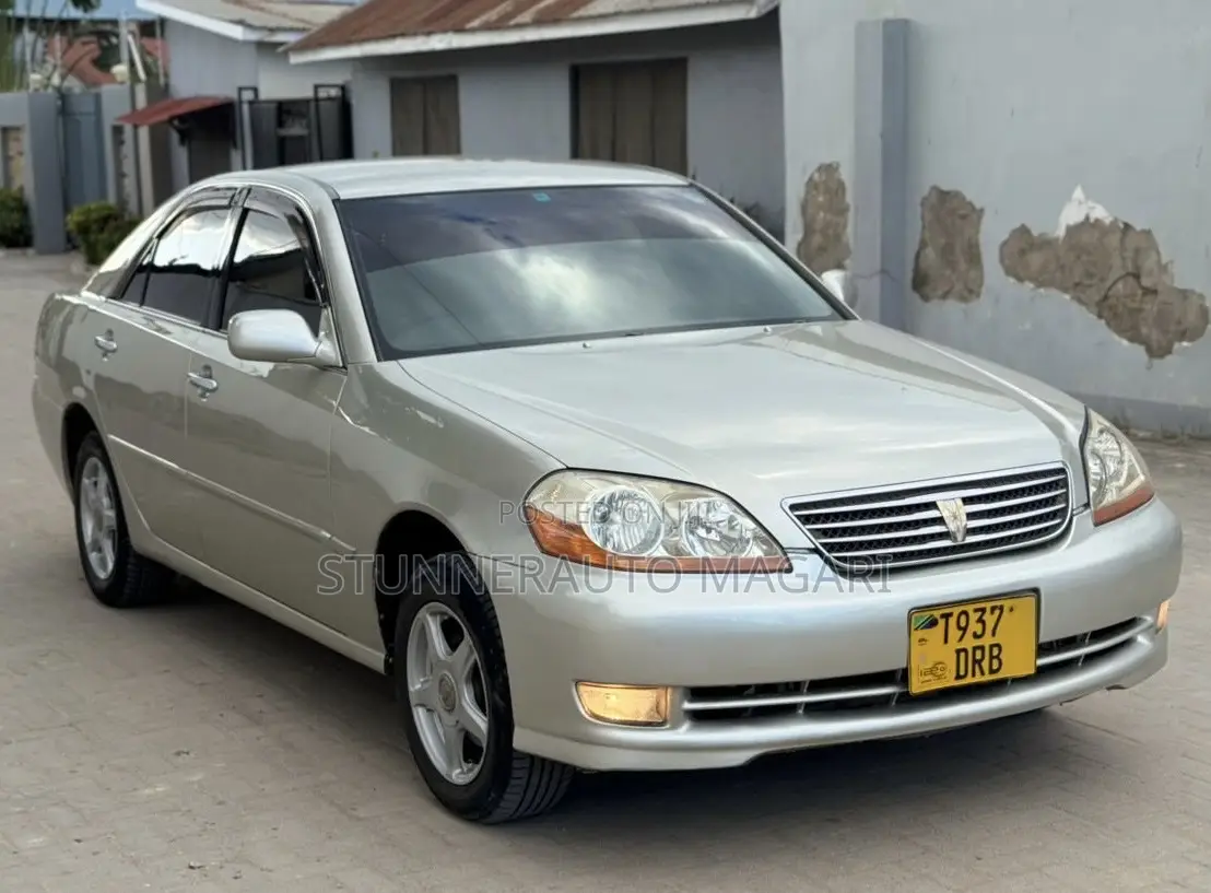 Toyota Mark II 2004 Beige