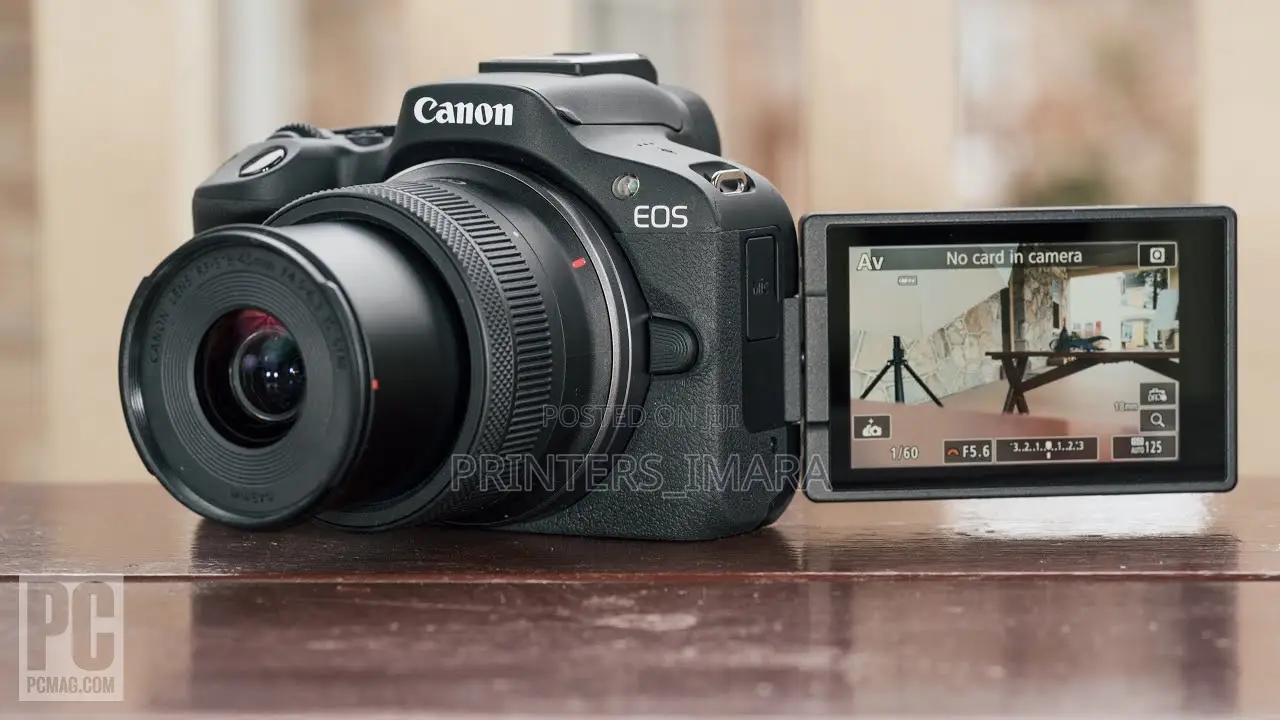  Canon Eos R50 + Rf-S 18-45mm Is STM