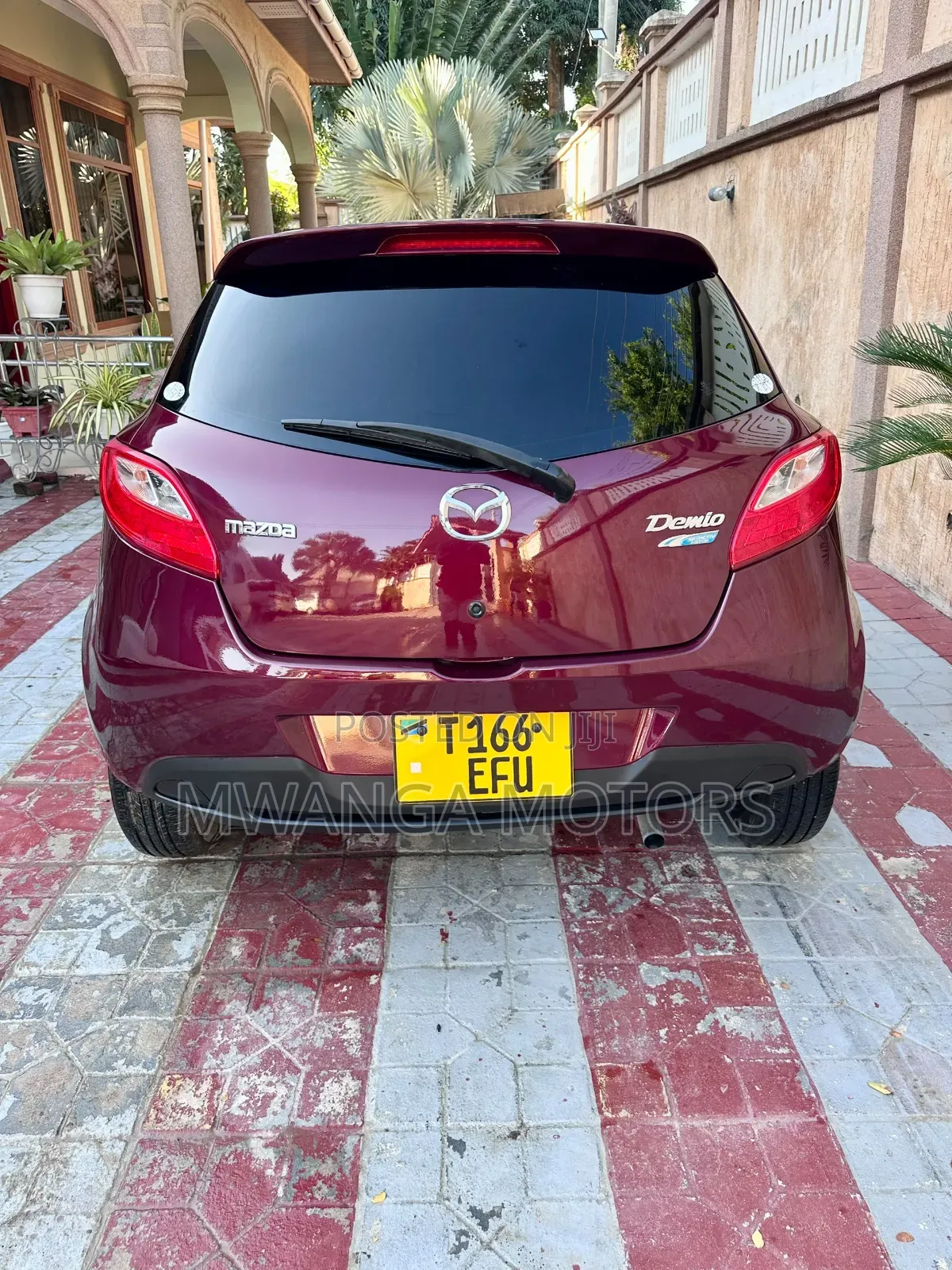 Mazda Demio 2011 Maroon