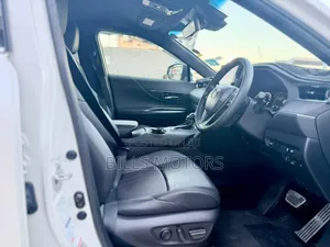 Toyota Harrier 2022 White