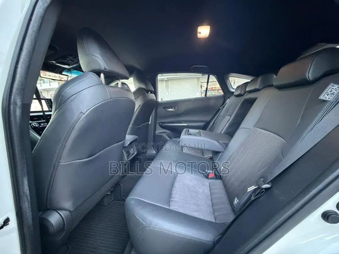 Toyota Harrier 2022 White
