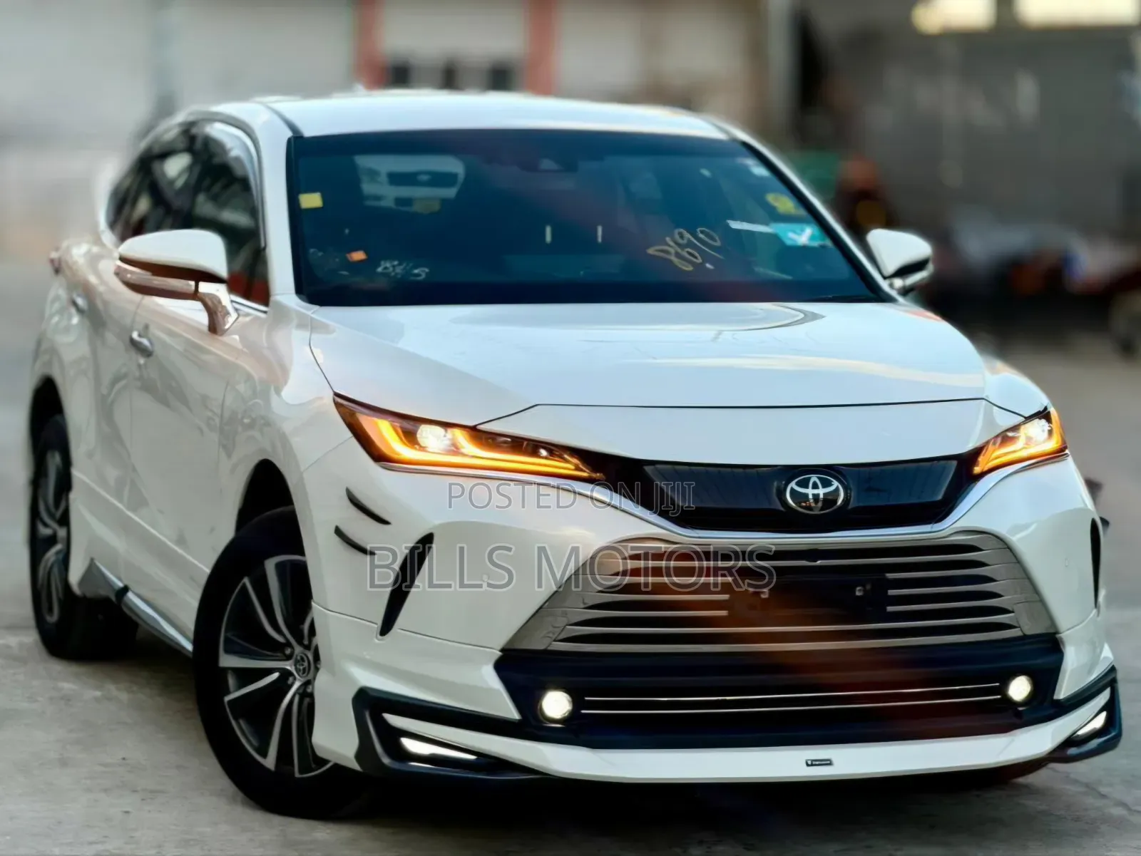 Toyota Harrier 2022 White