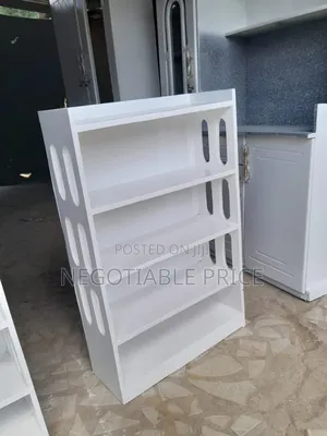 Stendi Ya Viatu