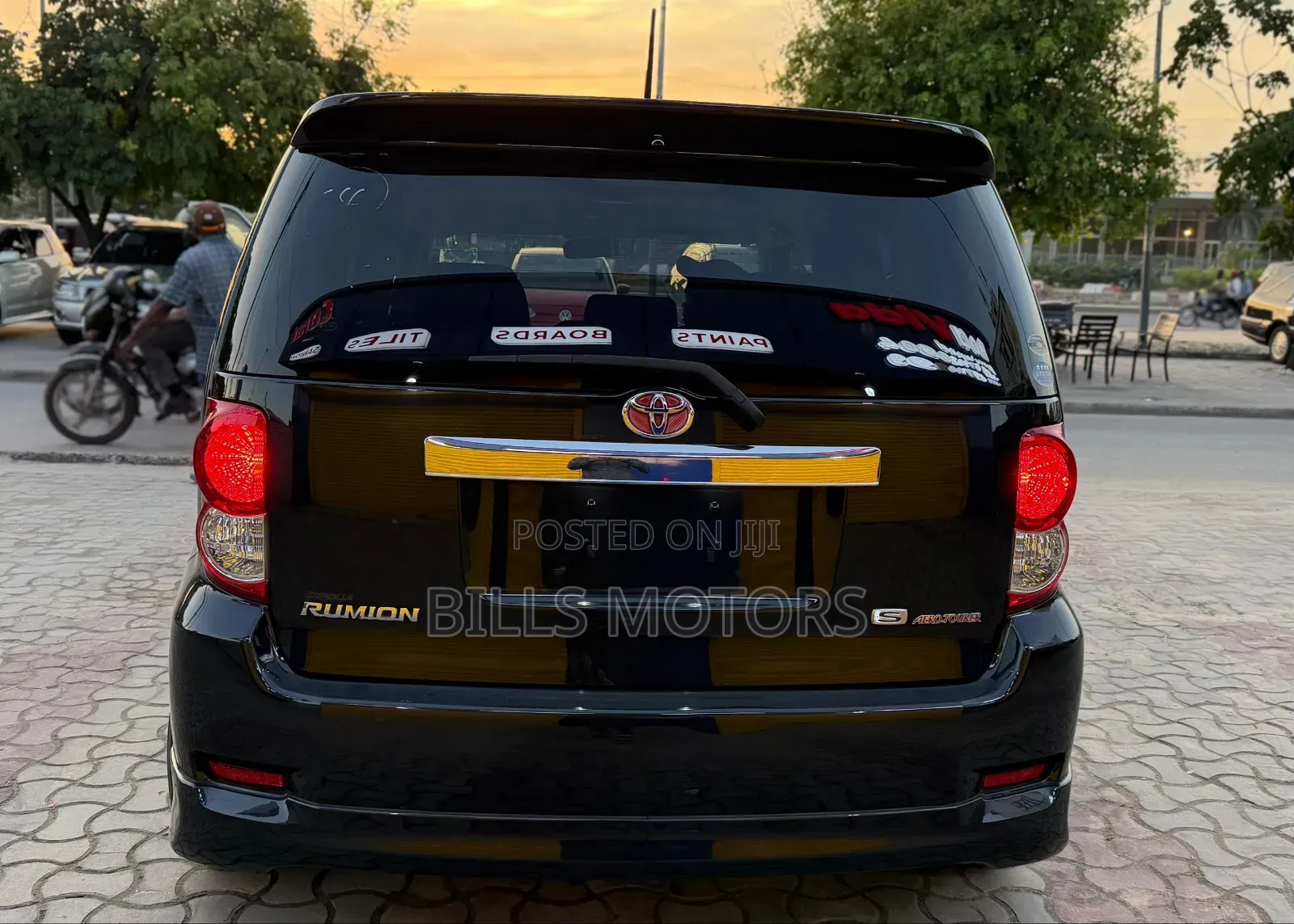Toyota Corolla Rumion 2009 Black