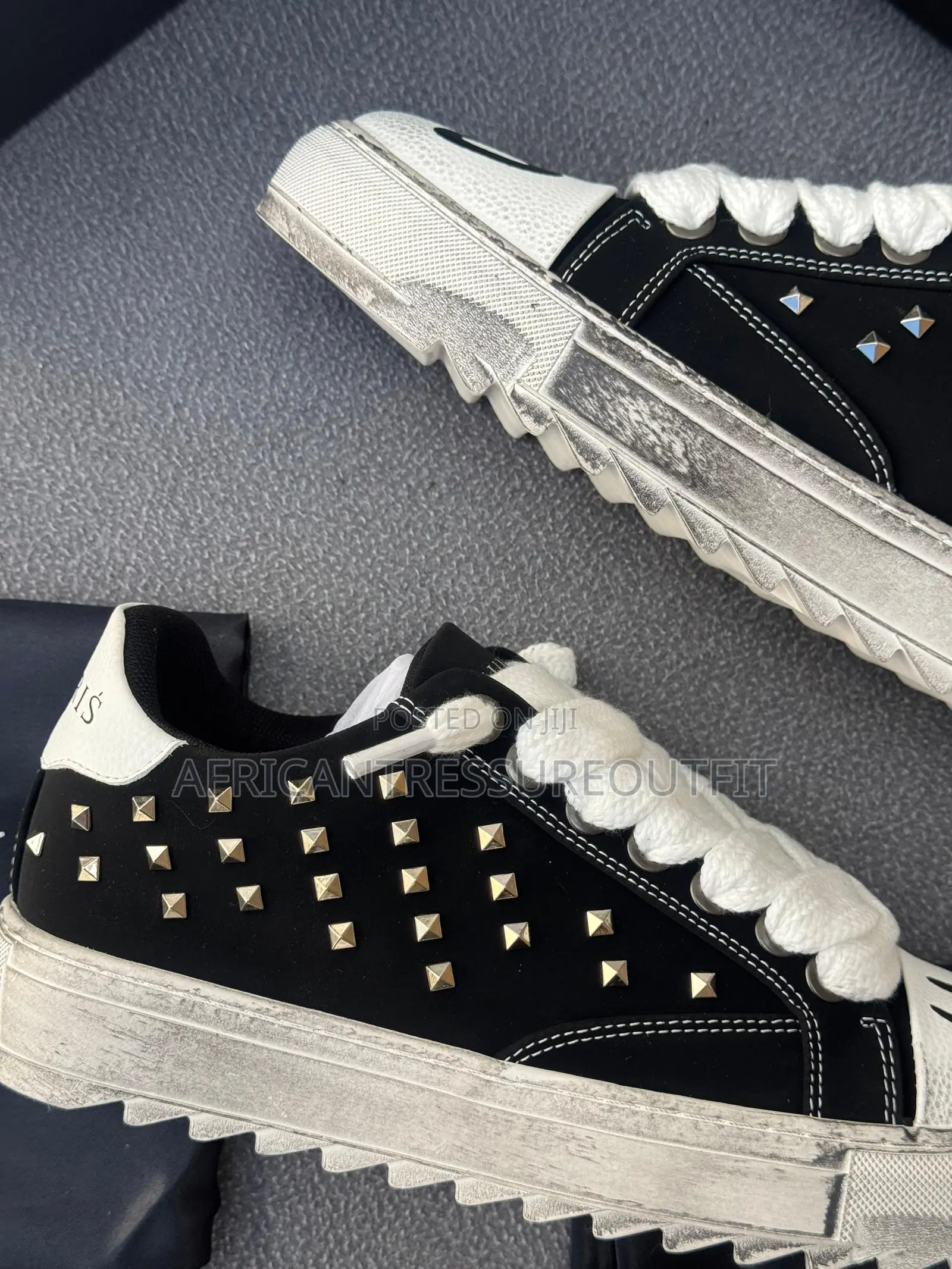 Numeriś Atelier Sneakers Featuring a Thick,Chunky Serrated Rubber Sole