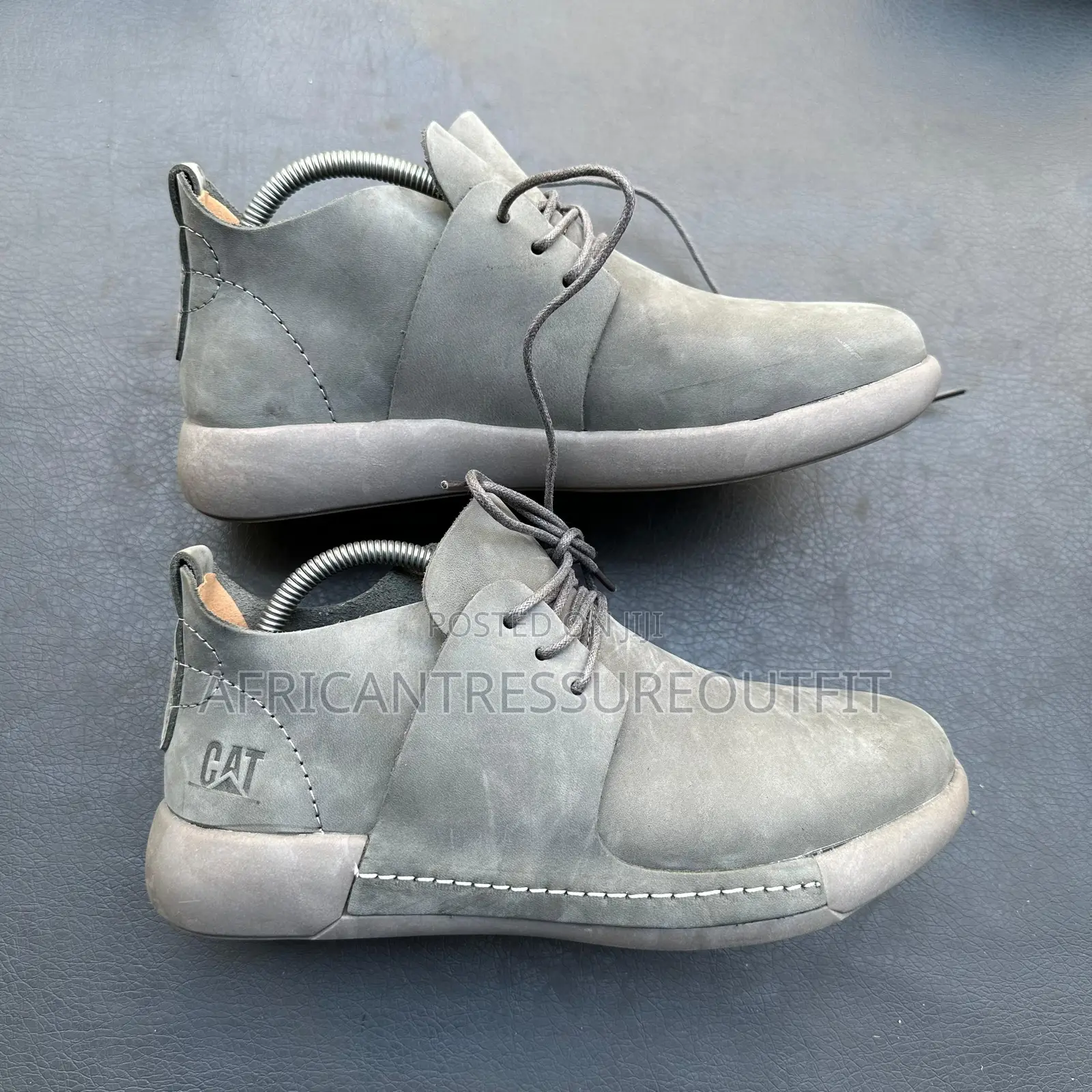 Caterpillar Noots Casual Boot Featuringa Distinctive Split Sole Design