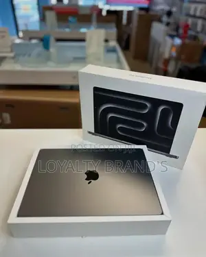 New Laptop Apple MacBook Pro 2024 M4 24GB Apple M4 SSD 1T