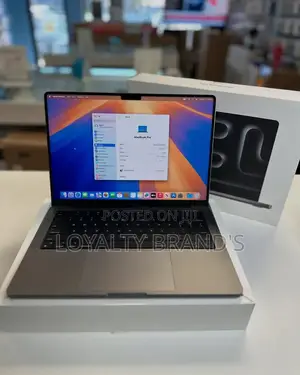 New Laptop Apple MacBook Pro 2024 M4 24GB Apple M4 SSD 1T