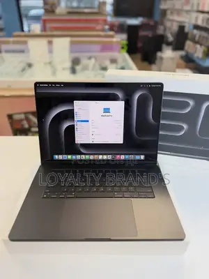 New Laptop Apple MacBook Pro 2023 M3 Pro 16GB Apple M3 Pro SSD 512GB