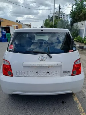 Toyota IST 2005 White