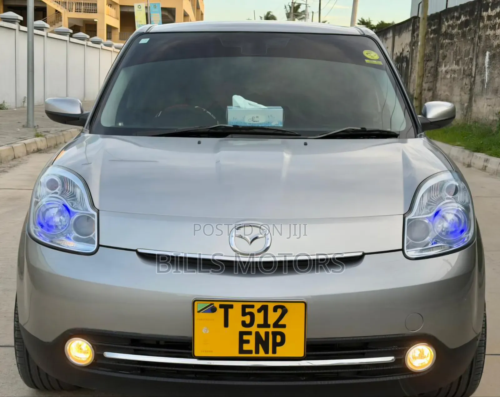 Mazda Verisa 2010 Silver
