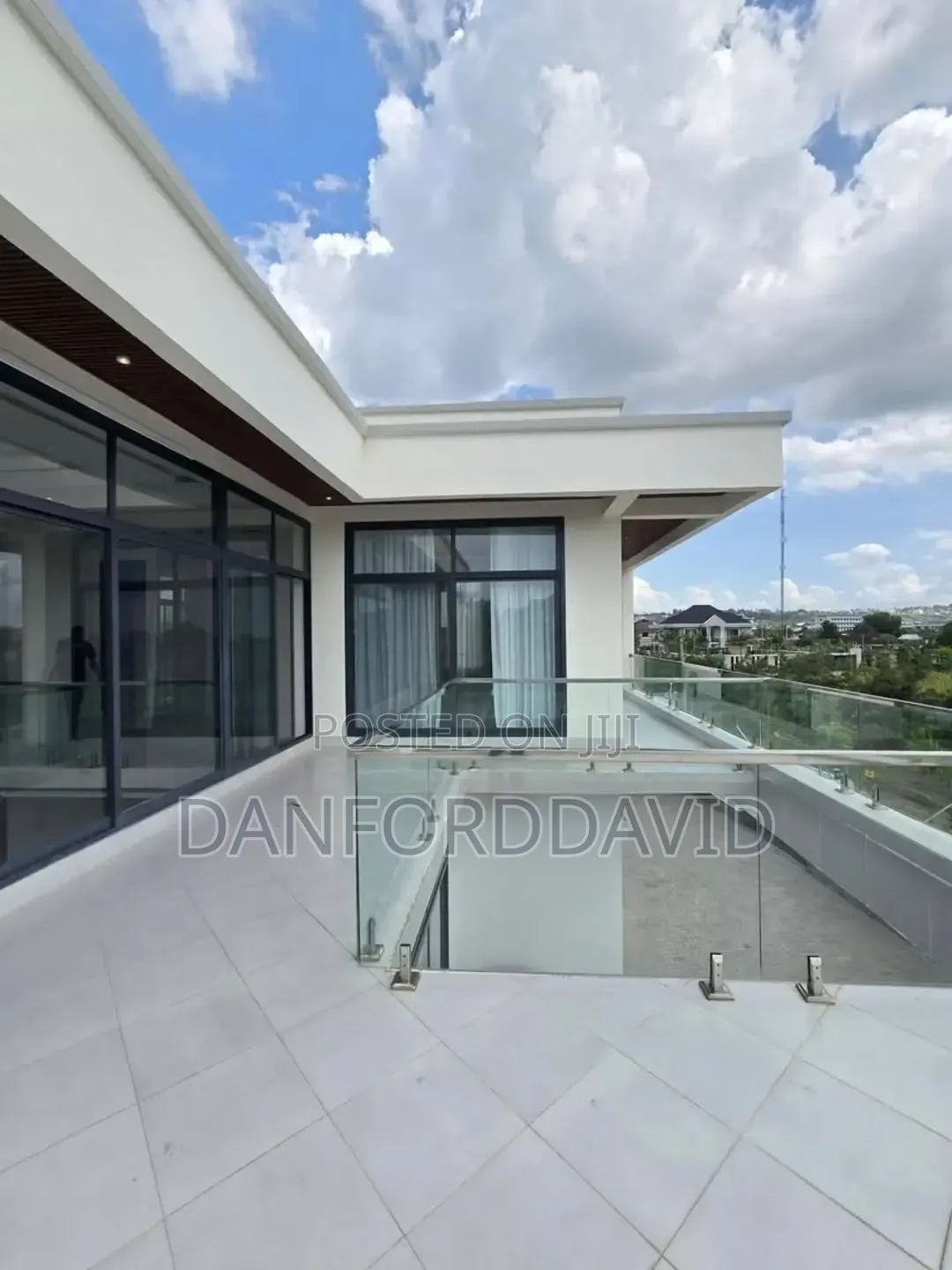 5bdrm House in Kahwa Real Estate, Mikocheni for sale
