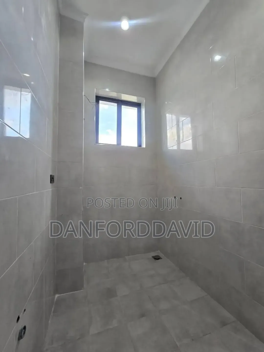 5bdrm House in Kahwa Real Estate, Mikocheni for sale