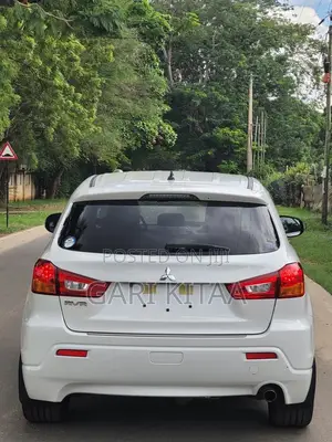 Mitsubishi RVR 2.0 2011 White