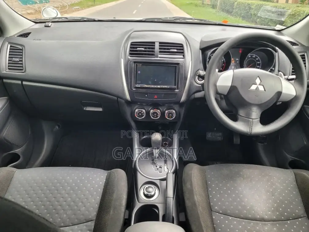 Mitsubishi RVR 2.0 2011 White