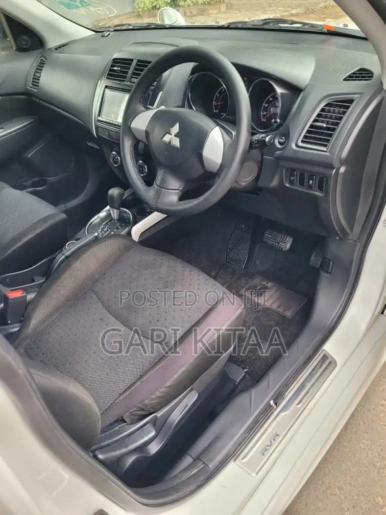 Mitsubishi RVR 2.0 2011 White