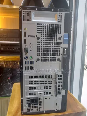 Desktop Computer Dell Optiplex 7090 8GB Intel Core i7 HDD+SSD 256GB