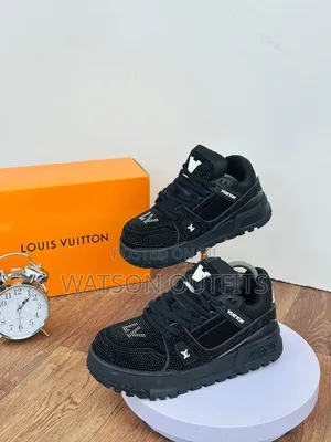 Lv Original or Louis Vuitton Brand Men's Leather Sneakers With Crystal