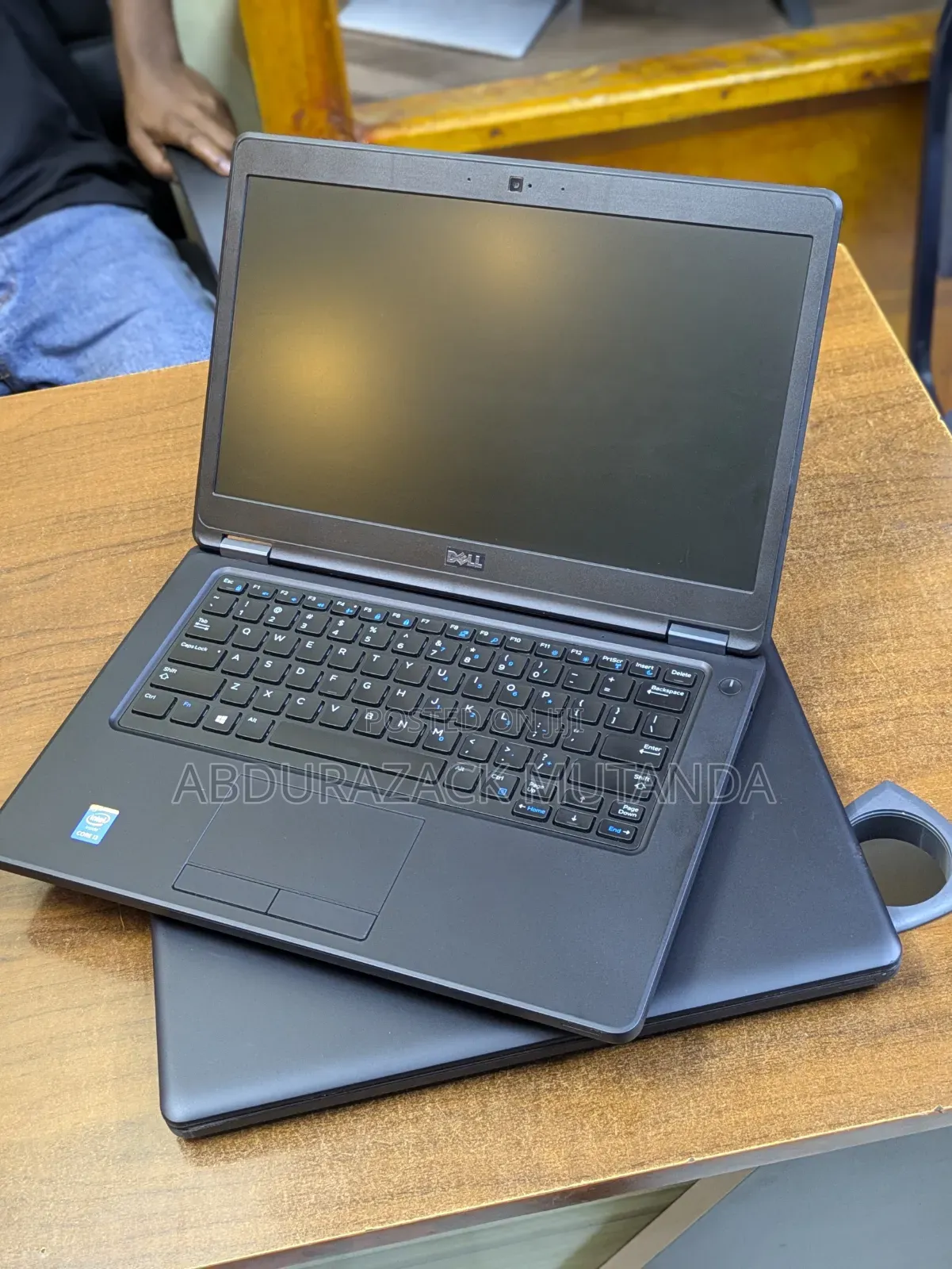 Laptop Dell Latitude 5450 4GB Intel Core i3 SSD 128GB