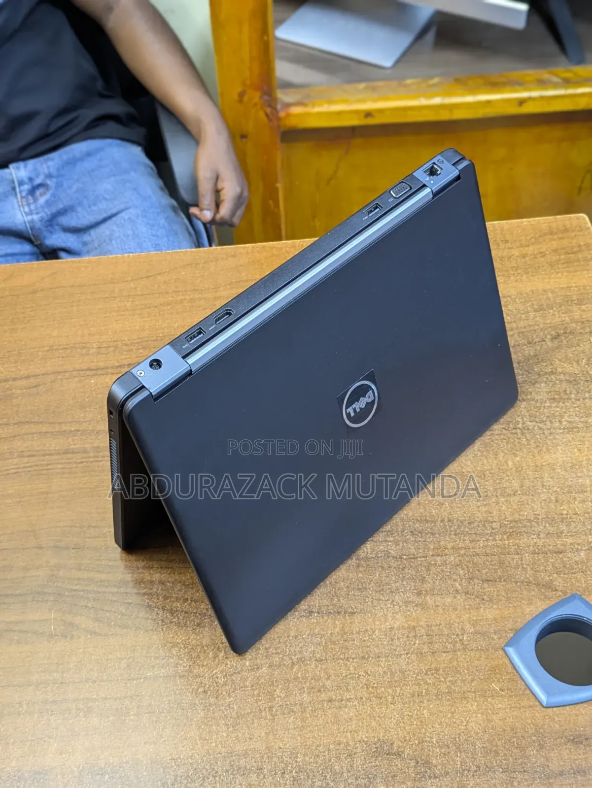 Laptop Dell Latitude 5450 4GB Intel Core i3 SSD 128GB
