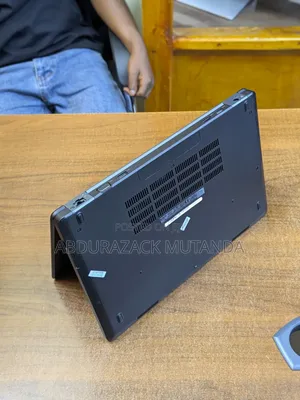 Laptop Dell Latitude 5450 4GB Intel Core i3 SSD 128GB