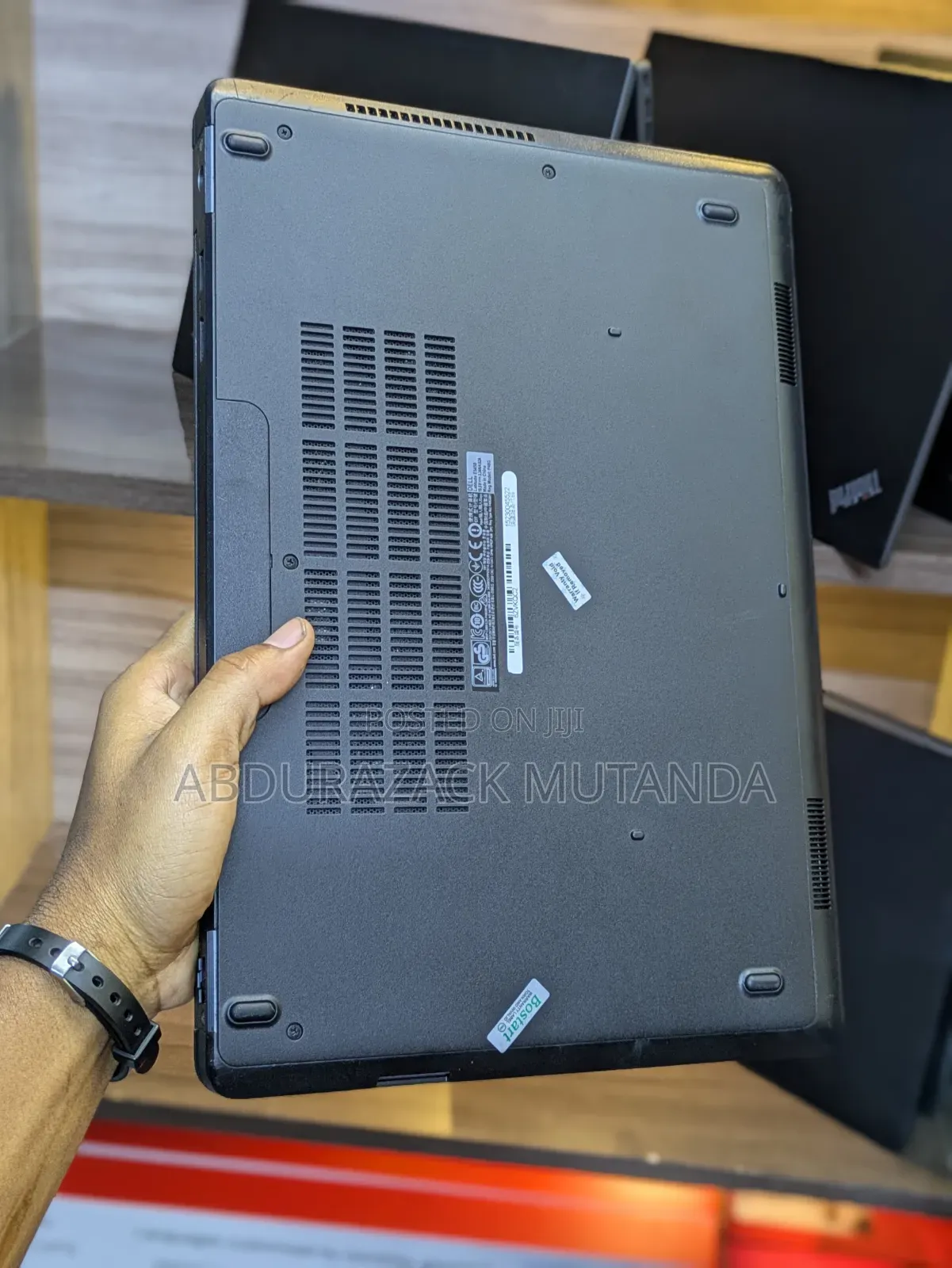Laptop Dell Latitude 5450 4GB Intel Core i3 SSD 128GB