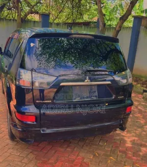 Mitsubishi Outlander 2010 Black