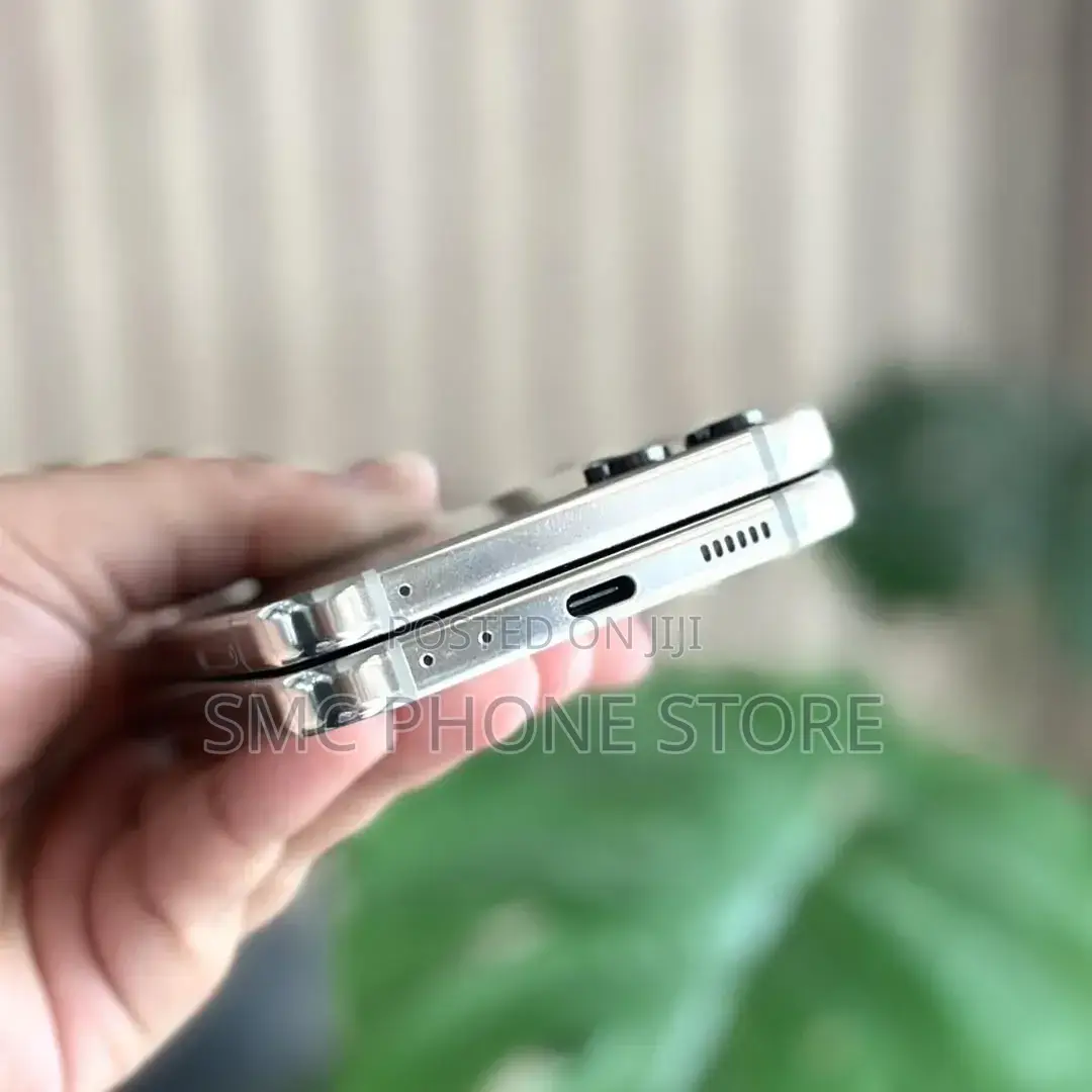 Samsung Galaxy Z Flip5 256 GB White